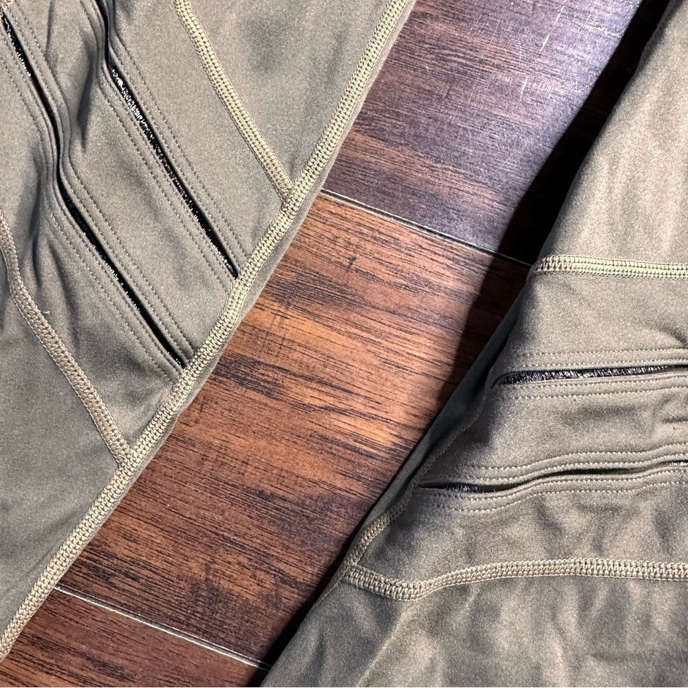 Fabletics Green Power Motion 365 Pocket Leggings - Picture 3 of 4